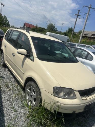 Dezmembrari VW Touran 2.0 TDI DSG 2006